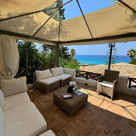 펜션 La Genziana Parco Bordila Tropea