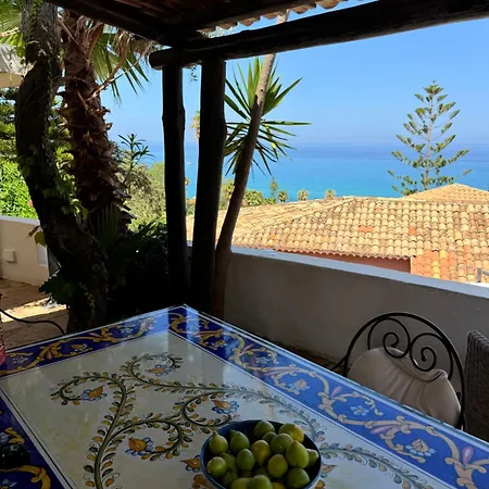 La Genziana Parco Bordila Tropea * 파르겔리아